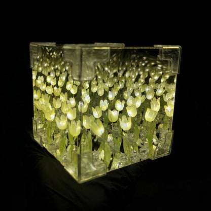 Lámpara de Tulipanes Infinitos (PARA ARMAR)